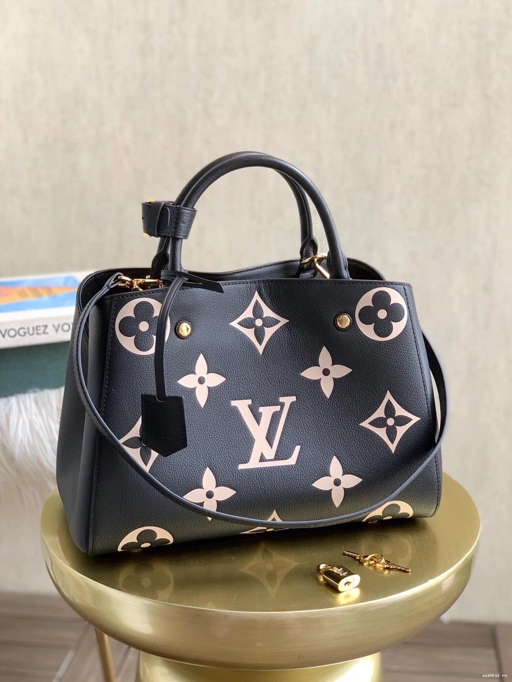 WIS LOUIS MONTAIGNE MM VUITTON 1223